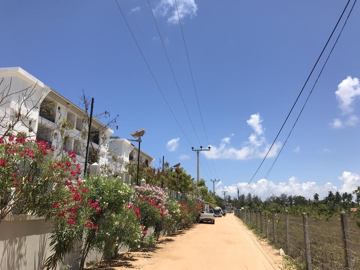Araliya Oceanfront Condos Nilaveli, Trincomalee Eksteriør billede