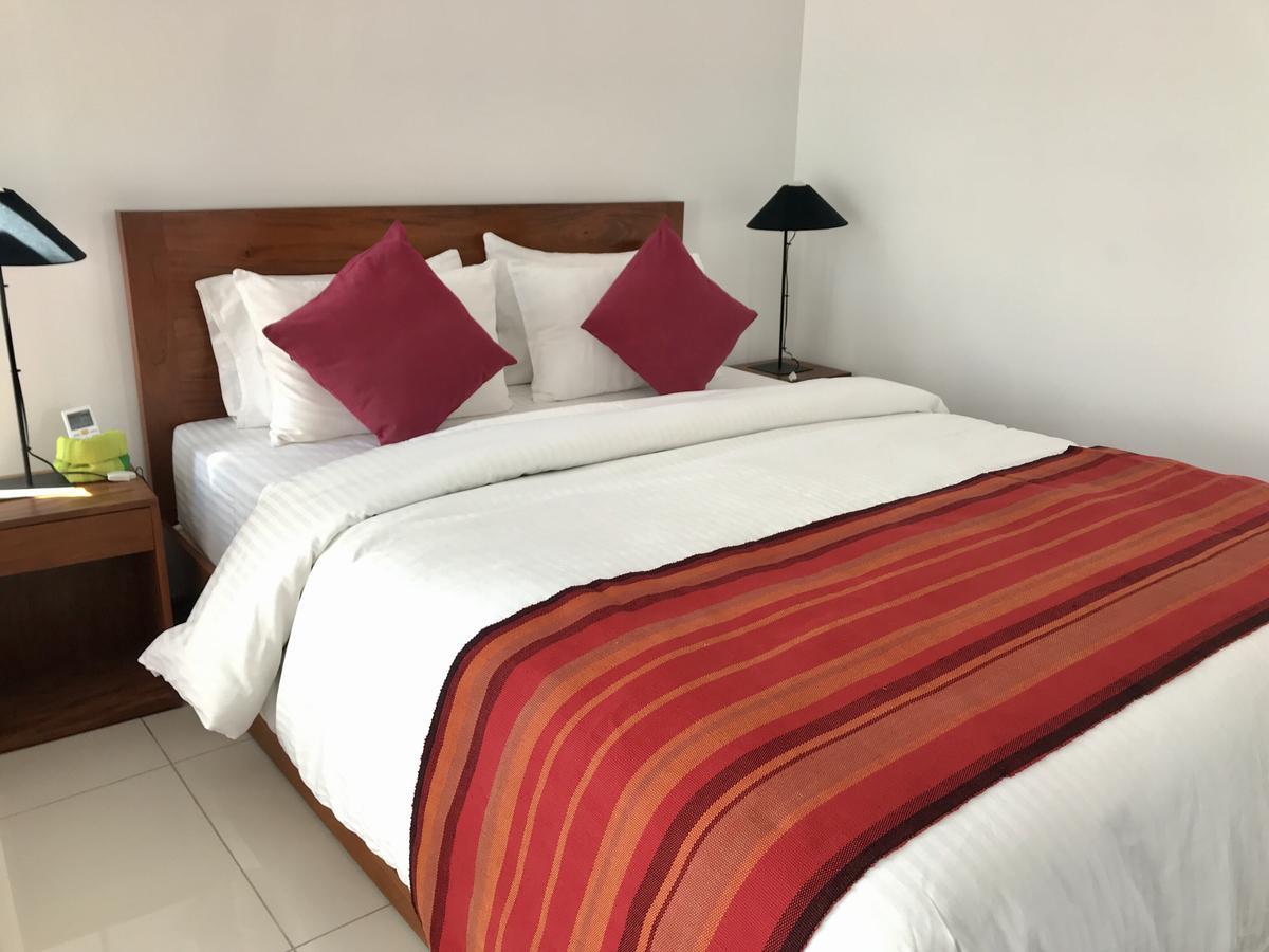 Araliya Oceanfront Condos Nilaveli, Trincomalee Eksteriør billede