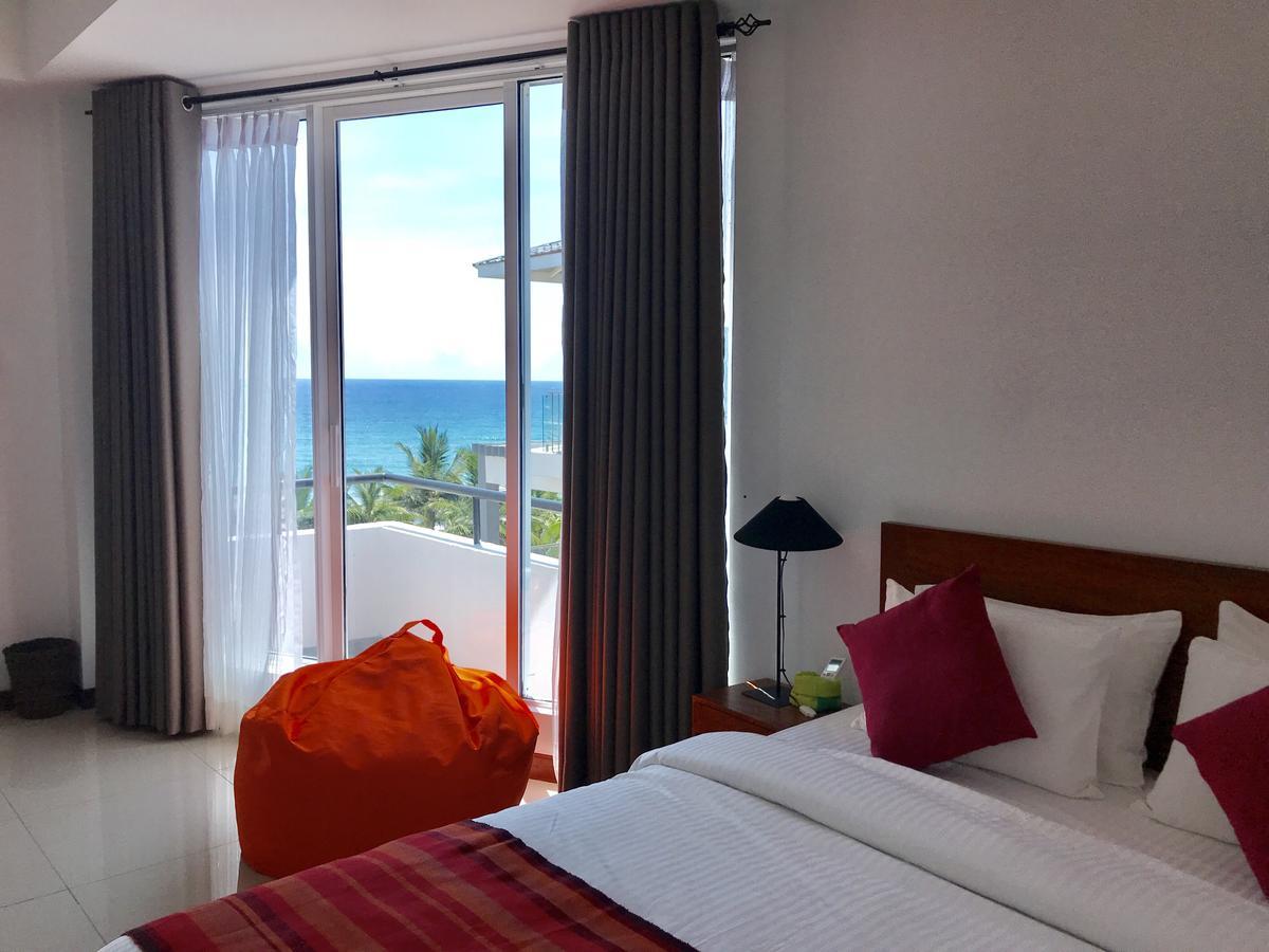 Araliya Oceanfront Condos Nilaveli, Trincomalee Eksteriør billede