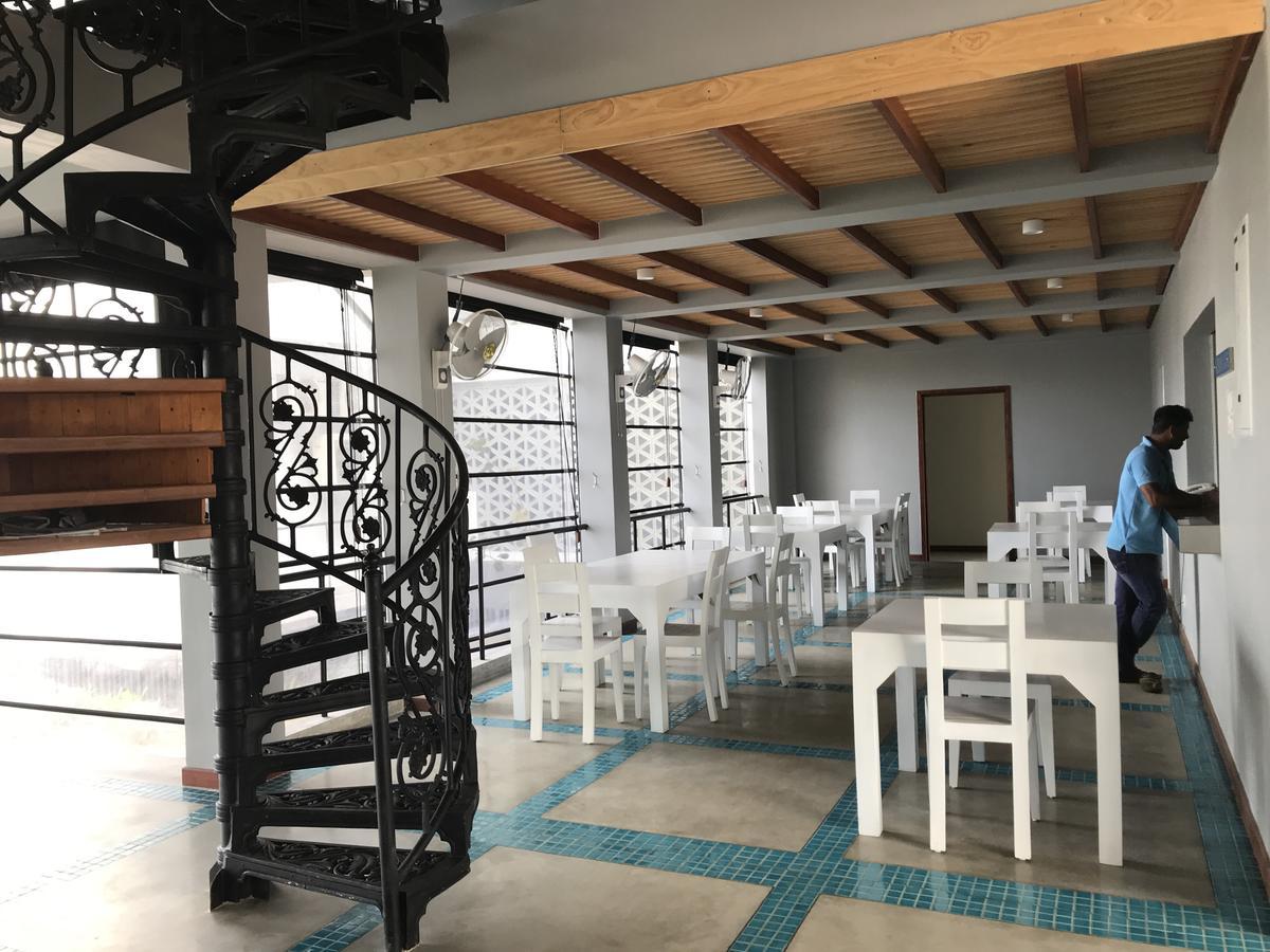 Araliya Oceanfront Condos Nilaveli, Trincomalee Eksteriør billede